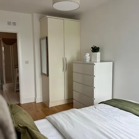 Apartment Salthill Promenade, A Very Cool & Location Galway